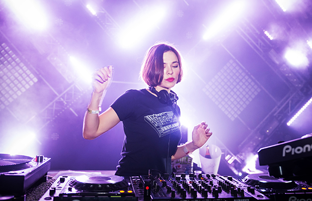 DJ Nina Kraviz – лучшая в 2017 году