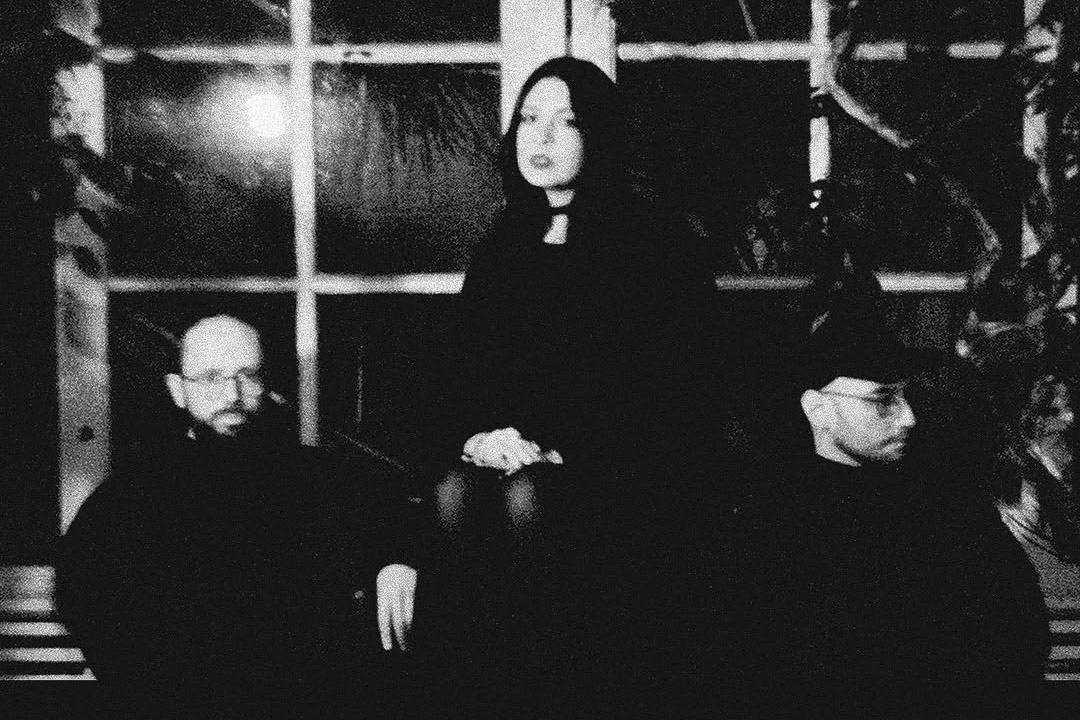 Dlina Volny едуць у тур з новым альбомам «In Between»