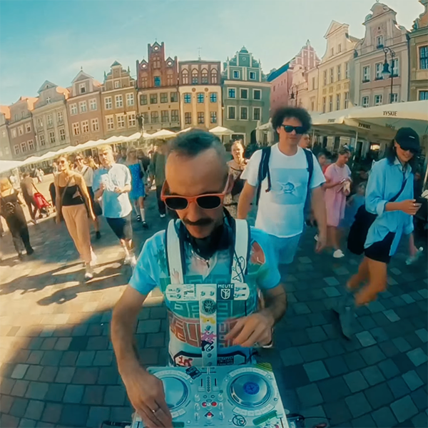 Papa Bo Selektah зладзіў вулічны сэт у Познані